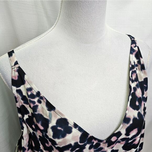 Torrid Leopard Print Sleeveless Top Size 5 - Picture 3 of 9